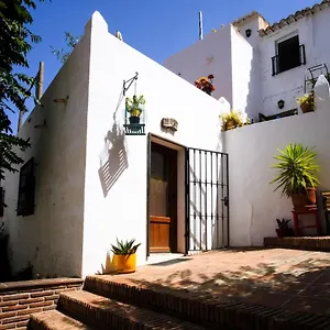  Apartamento The Studio, A Colourful, Small And Unique One Bedroom Studio In España