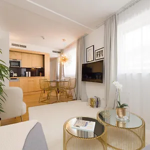 Rafael Kaiser - Premium Centre - Contactless 24h Check-in Appartement